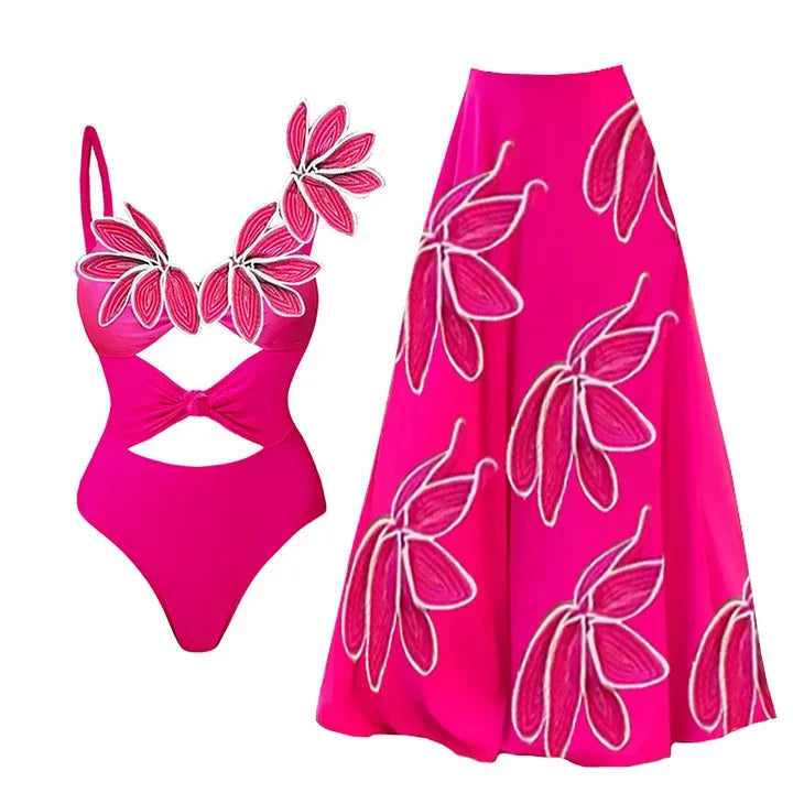 Maillot de bain floral une pièce avec sa jupe.
